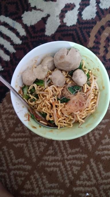 MIE BAKSO GEMPA