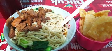 MIE AYAM BENTO