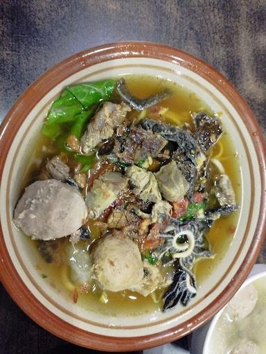 SOTO MIE MIE KOCOK MANG ECE CABANG AHMAD YANI