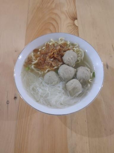 BAKSO DAN MIE AYAM CELIA