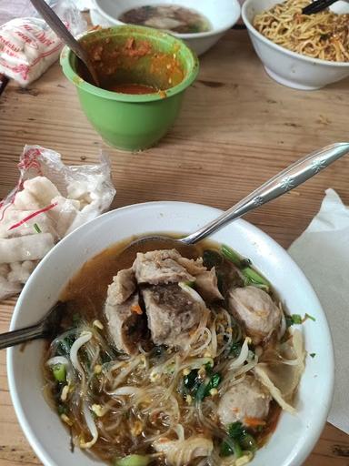 BAKSO POMPI BULLAKAN