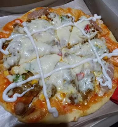 KARONA PIZZA