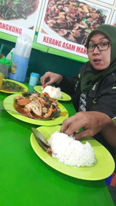 SEAFOOD TENDA RASA SATRIA RONGGO LAWE