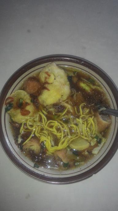 SOTO MIE ASLI BOGOR PAK SOLEH