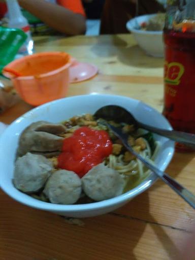 WARUNG BAKSO MAS BAS