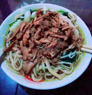 MIE PANGSIT PAK WALUYO