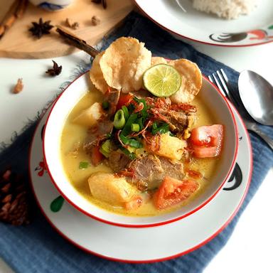 SOTO BETAWI MPOK LALA