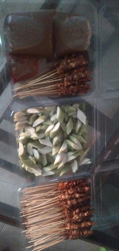 SATE AYAM ENDOLITAH