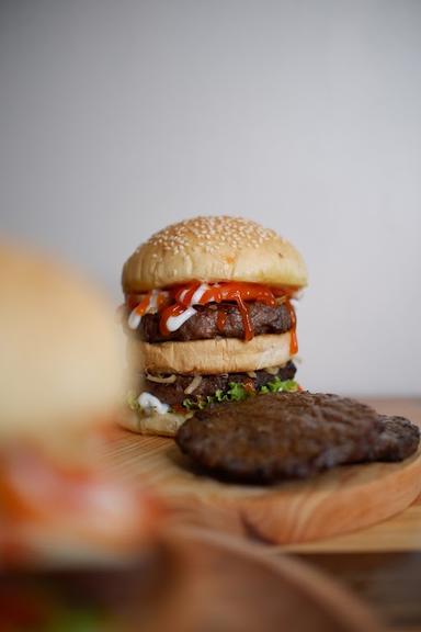 BURGER BAKAR TEBUCI CILACAP