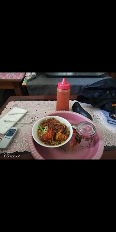 DOLEP BOVALONE CHICKEN NOODLES