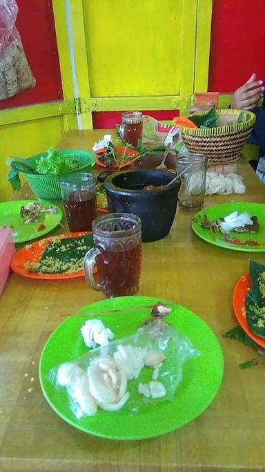 WARUNG NASI DAPUR MITOHA