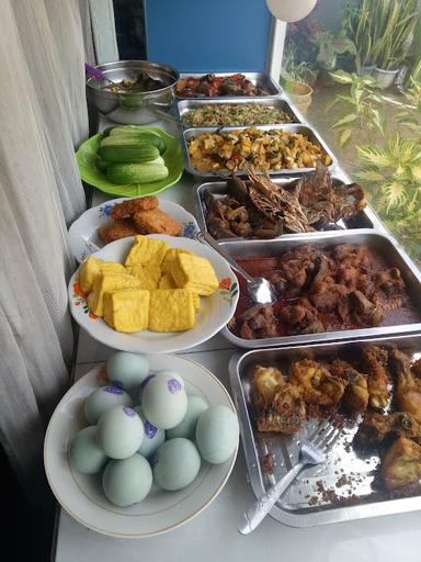 WARUNG NASI IBU SUMARNI