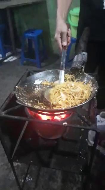 BAKMI JOGJA MBAH TIYO