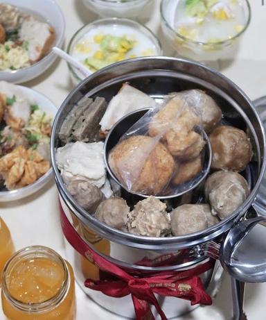 BAKSO MALANG CAK ENDUT CILANDAK