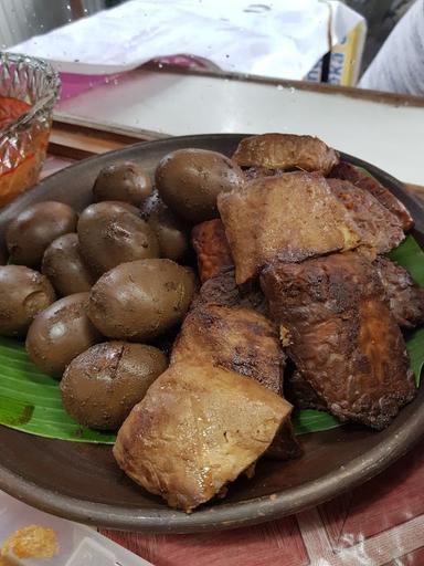 GANDHOK WONG SOLO - NASI LIWET - GUDHEG - TIMLO SOLO