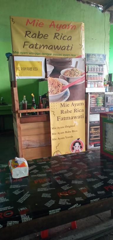 MIE AYAM RABE RICA FATMAWATI