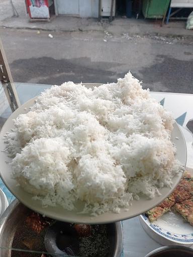 NASI UDUK MAK MANA