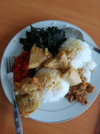 RUMAH MAKAN PADANG MANDIRI