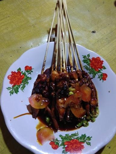 SATE MADURA CAK MODRIK