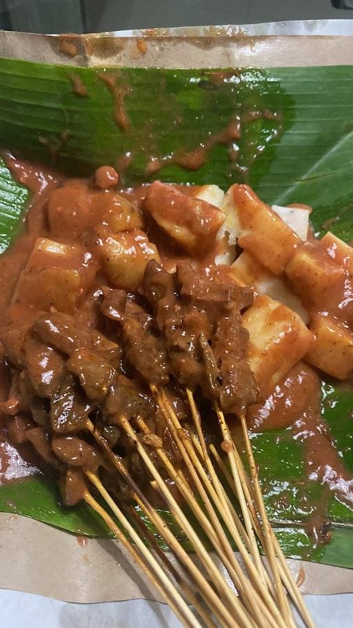 SATE PADANG PARIAMAN PATMAWATI