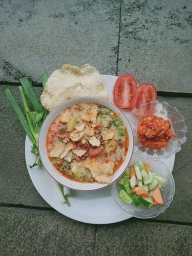 SOTO BETAWI ASLI LEBAK BULUS IV(WARUNG SALMA)