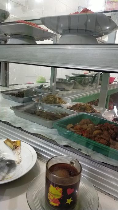 WARTEG KHARISMA BAHARI SEDIA SOTO AYAM