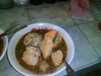 MIE BASO QUEEN