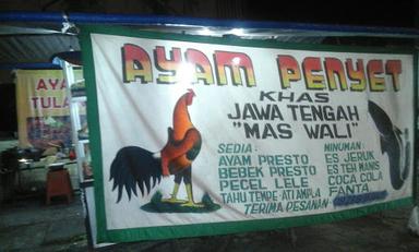 AYAM PENYET MAS WALI