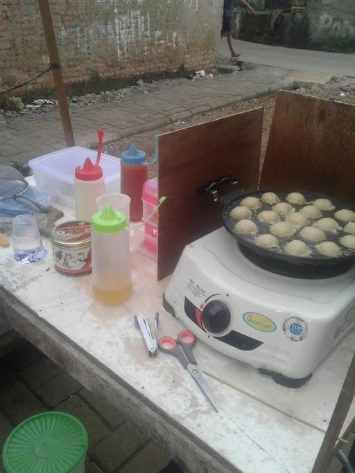 COOK TAKOYAKI