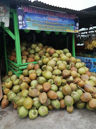 ES KELAPA MUDA DAN WARKOP KONG DANI