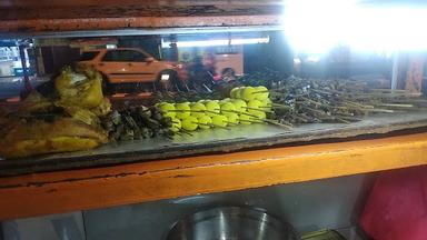 BUBUR AYAM POJOK CILEDUG