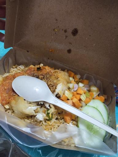 NASI GORENG ABANG ADEK