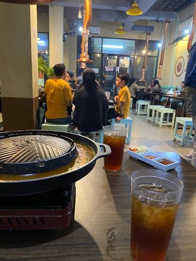 SOGOGI SHABU & GRILL - CILEDUG