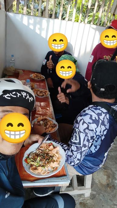 WARUNG NASI LENGKO BU YANI