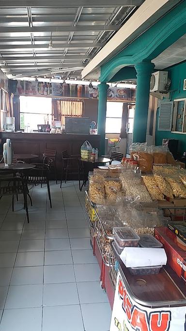 HALAL BAKERY