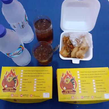 AYAM GEPREK GOLD CHICK CILEGON PAGEBANGAN