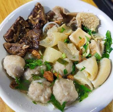 BAKSO IKAN PEMPEK DAN SEBLAK MALINNGPING BINUANGEUN