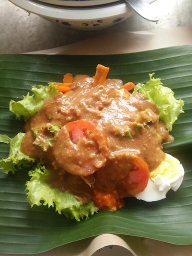 GADO GADO KUKUS KETUMBAR