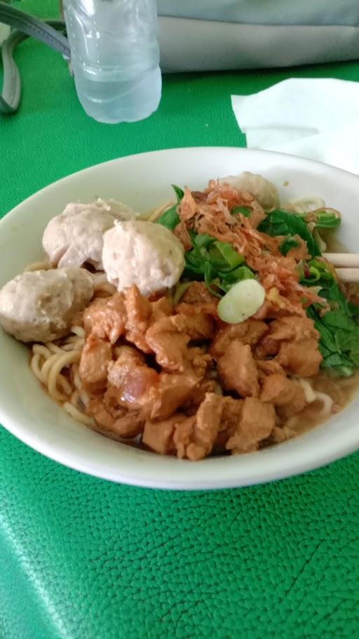 MIE AYAM DAN BASO SAPI MAS AGUS