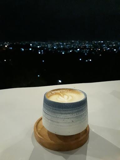 DIANTARA KOPI