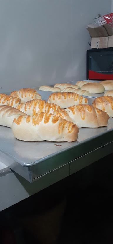 ANEKA ROTI DAN KUE | BARABAKERY JUAL ROTI DAN KUE CILEUNGSI CIBUBUR