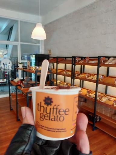 THUFFEE CAKES & GELATO