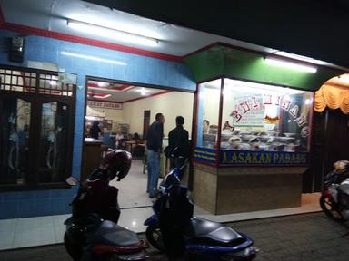 RUMAH MAKAN YENI MINANG