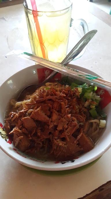 BAKSO & MIE AYAM SUKOWATI