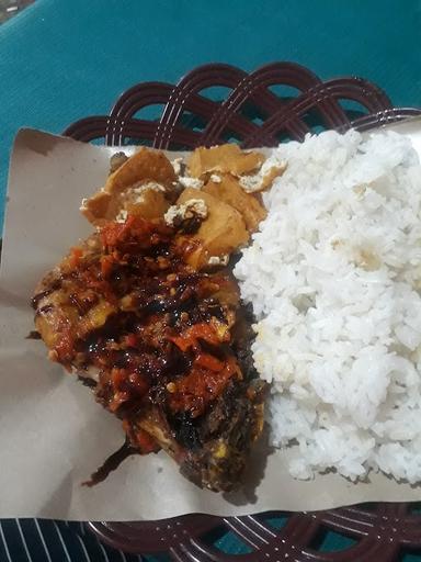 SAMBEL SETAN AYAM PENYET