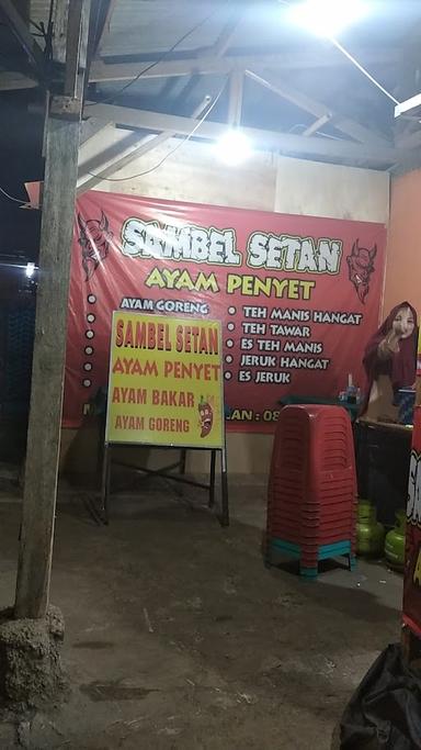 SAMBEL SETAN AYAM PENYET