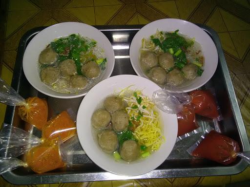 WARUNG BAKSO DAN SOTO PT SC CILEUNGSI