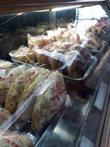 DELIMA BAKERY FRESH BREAD