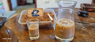 WARUNG KOPI BAH KOMAR