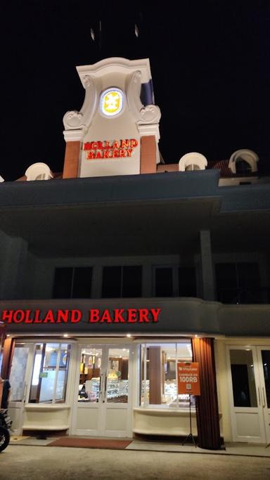 HOLLAND BAKERY